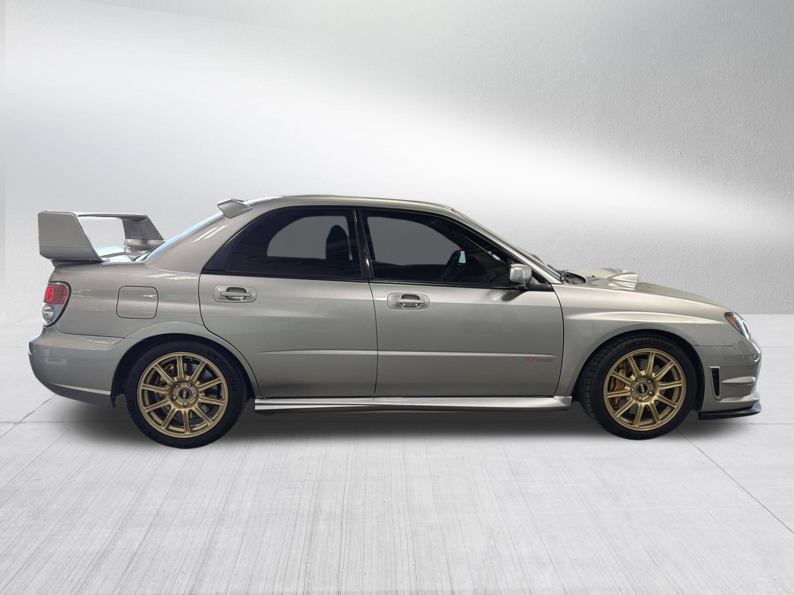 Used 2006 Subaru Impreza WRX STI image 8