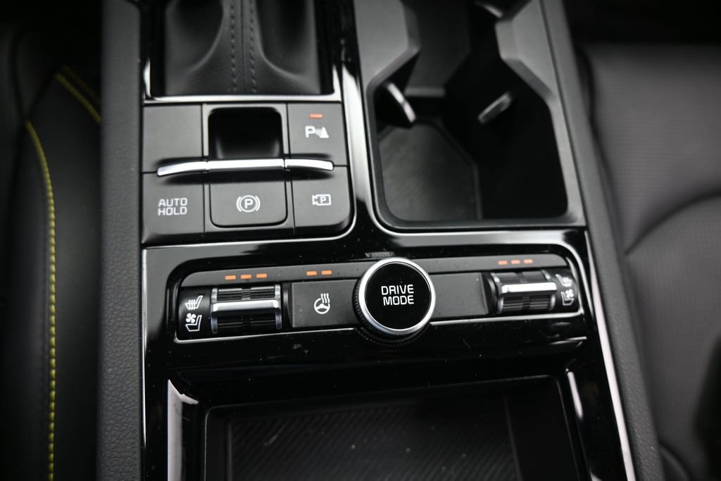 Used 2025 Kia K5 GT w/ GT1 Package FWD image 32