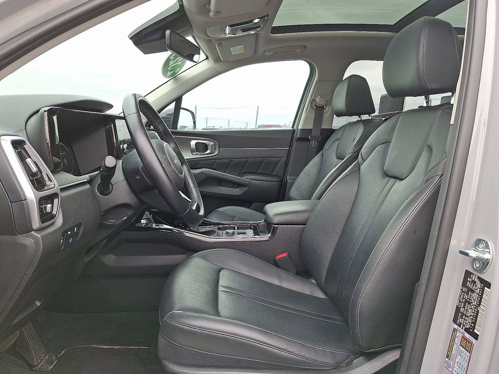 Certified 2023 Kia Sorento SX AWD/4WD image 14