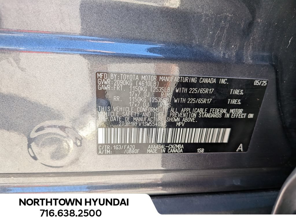 Used 2025 Toyota RAV4 XLE AWD/4WD image 31