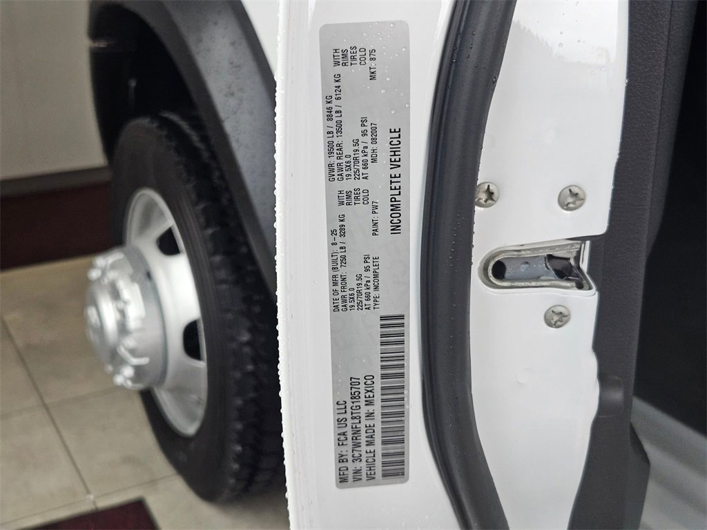 New 2026 RAM 5500 Tradesman w/ Chrome Appearance Group image 39