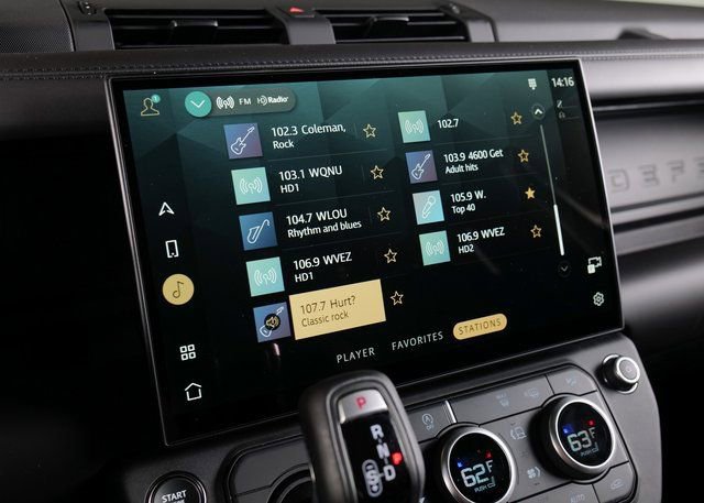 New 2026 Land Rover Defender 110 S image 22