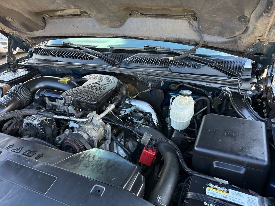 Used 2005 Chevrolet Silverado 2500 LS w/ Heavy-Duty Power Package image 35