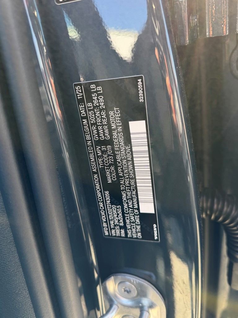 New 2026 Volvo XC40 B5 Ultra w/ Climate Package image 29