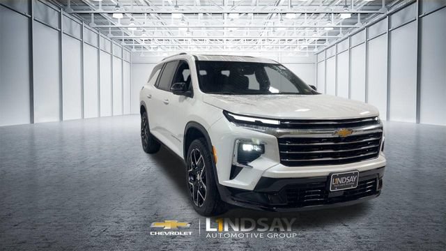 Used 2025 Chevrolet Traverse High Country AWD/4WD image 4