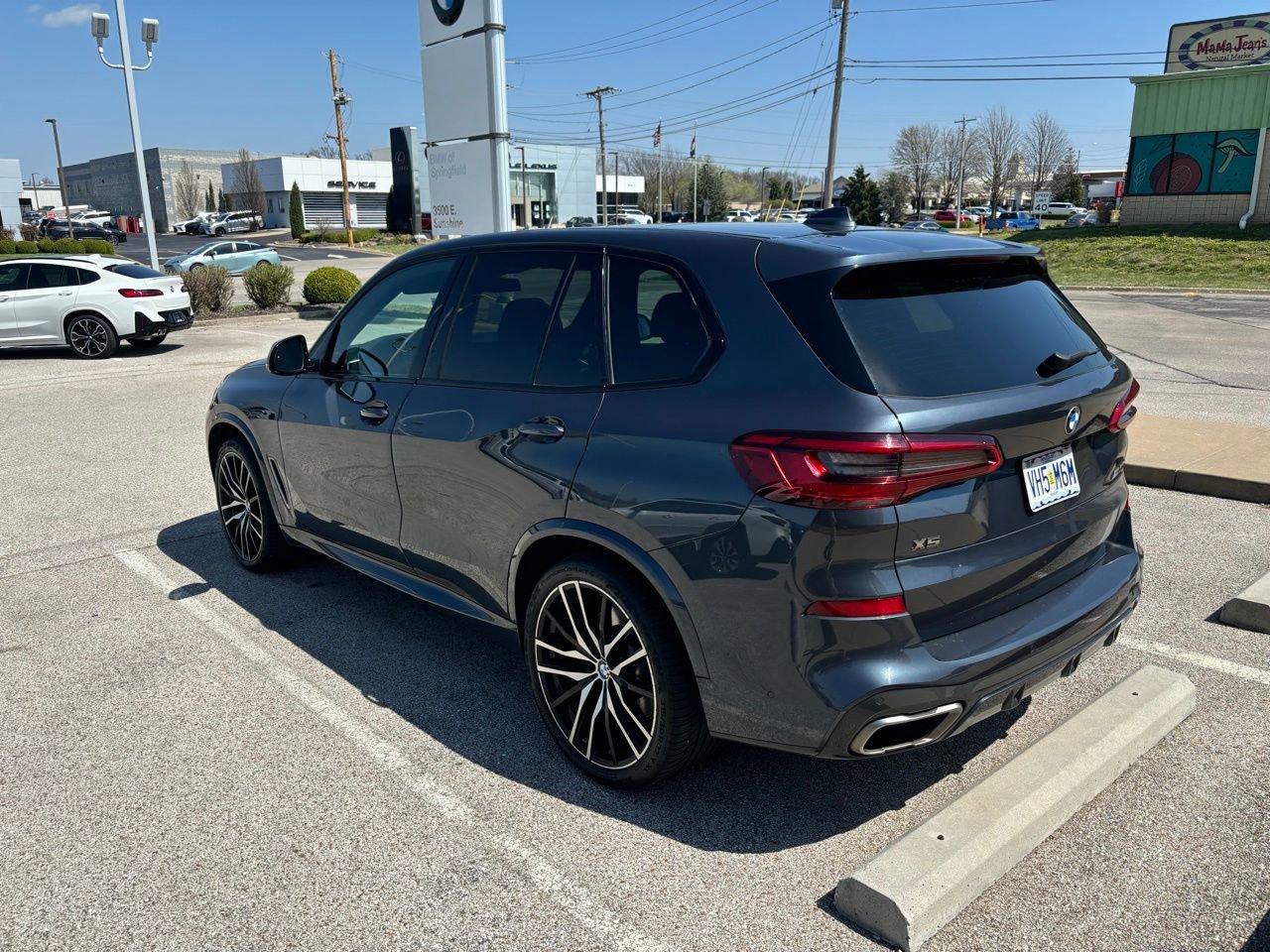 Used 2020 BMW X5 M50i w/ Executive Package image 7
