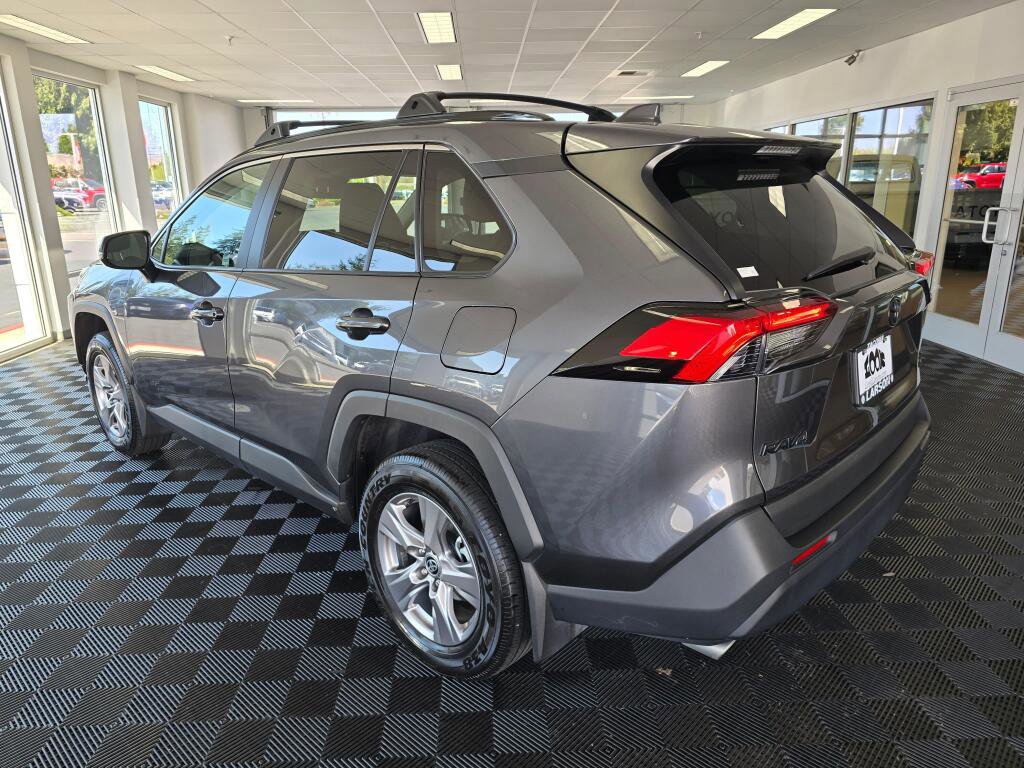 Used 2023 Toyota RAV4 XLE w/ Convenience Package AWD/4WD image 5