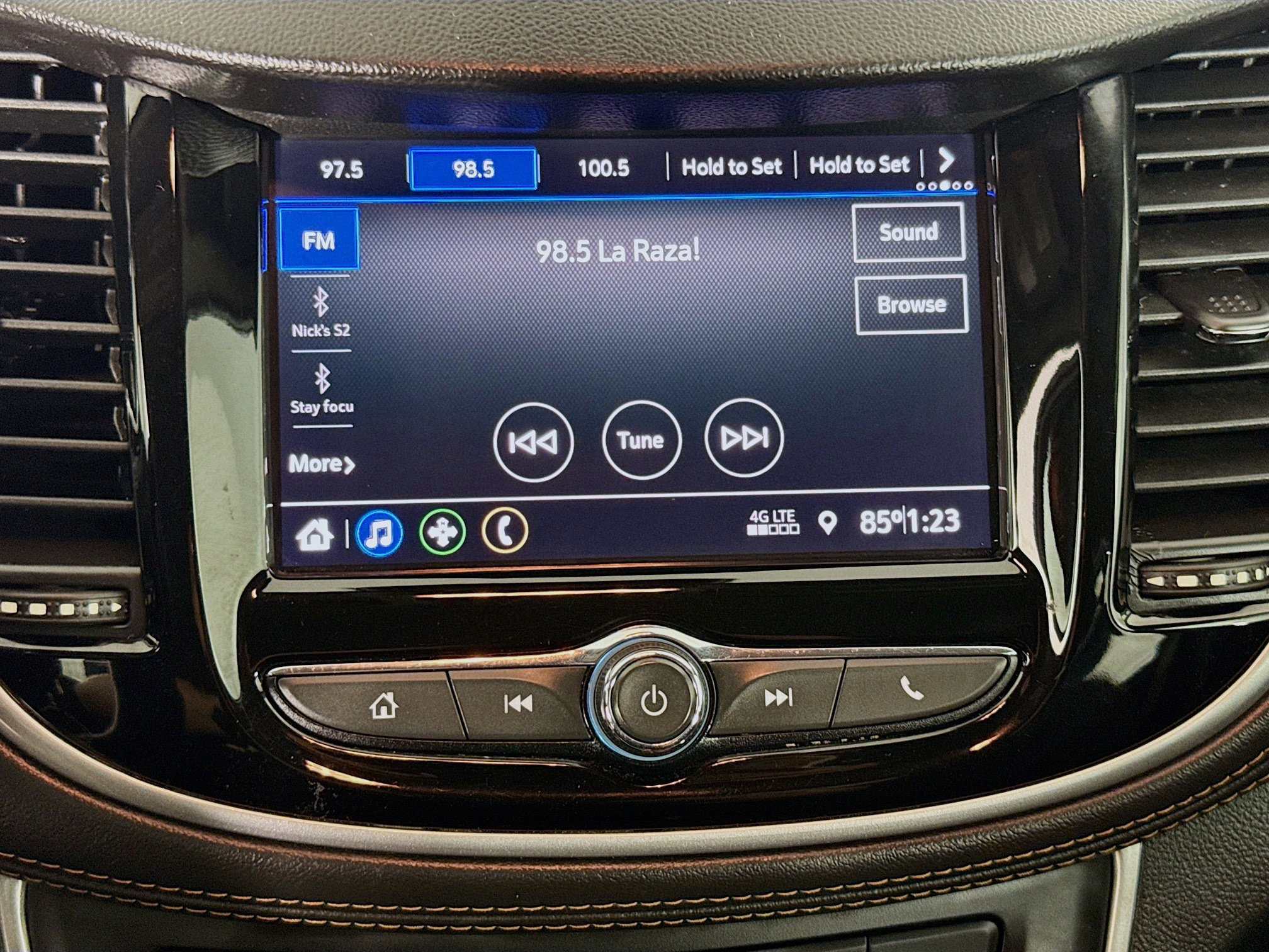 Used 2022 Chevrolet Trax LS w/ Tint and Cruise Package FWD image 17