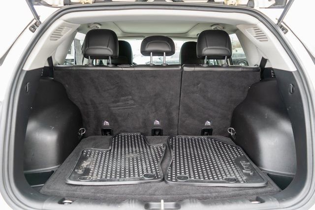 Used 2020 Jeep Compass Latitude w/ Cold Weather Group image 11