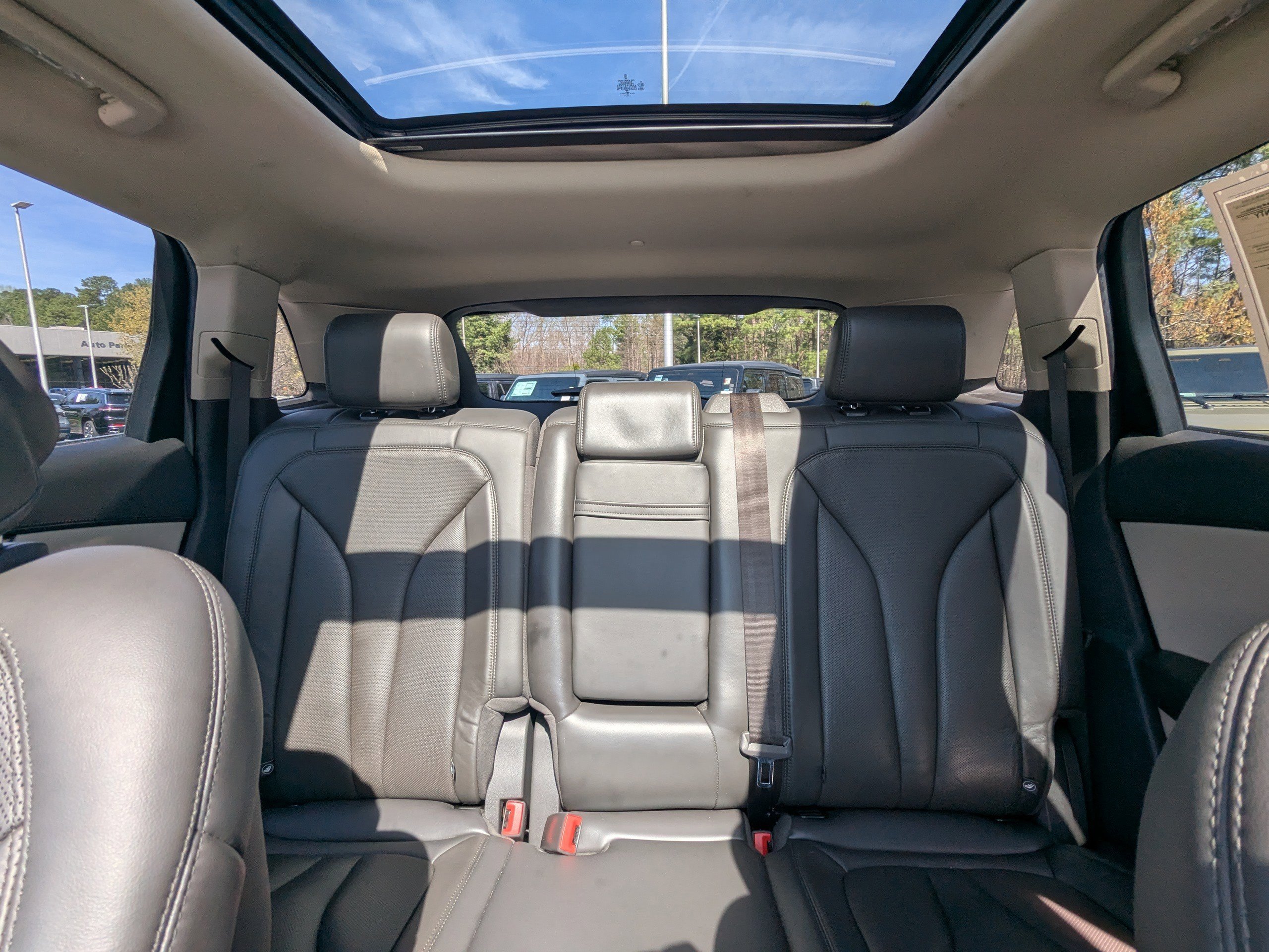 Used 2020 Lincoln Nautilus Reserve image 10