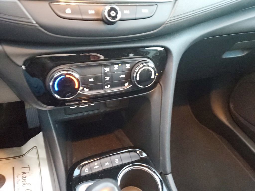 Used 2022 Buick Encore GX Preferred w/ Cold Weather Comfort Package image 20