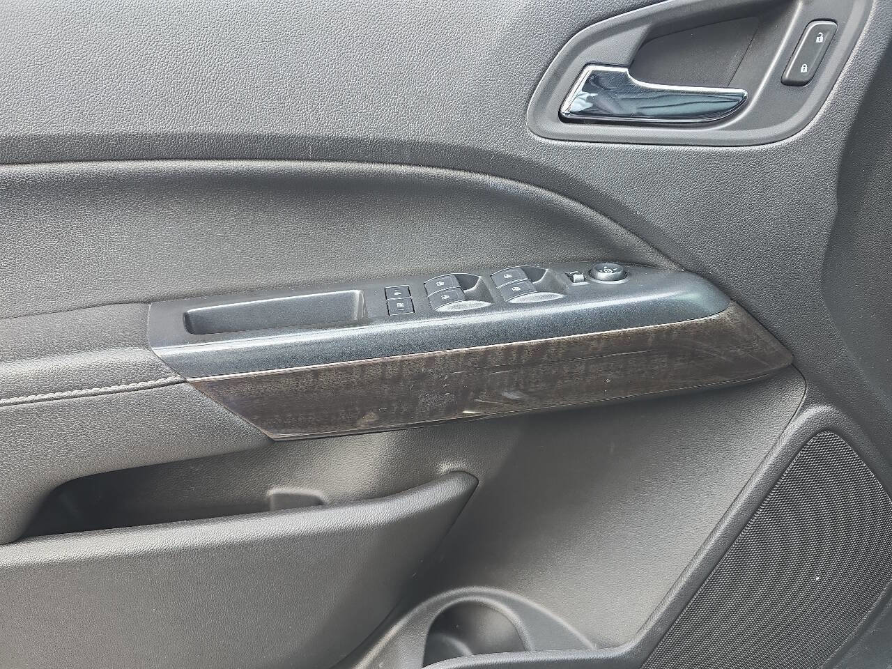 Used 2018 GMC Canyon SLT w/ Driver Alert Package image 17