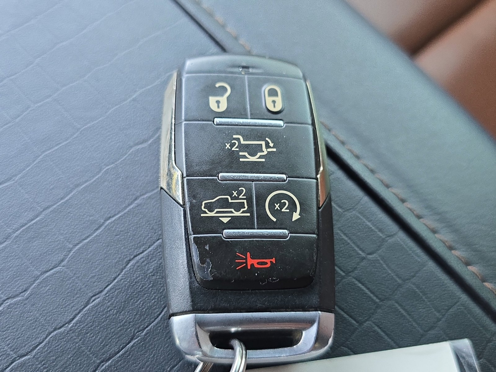 Used 2019 RAM 1500 Limited AWD/4WD image 32