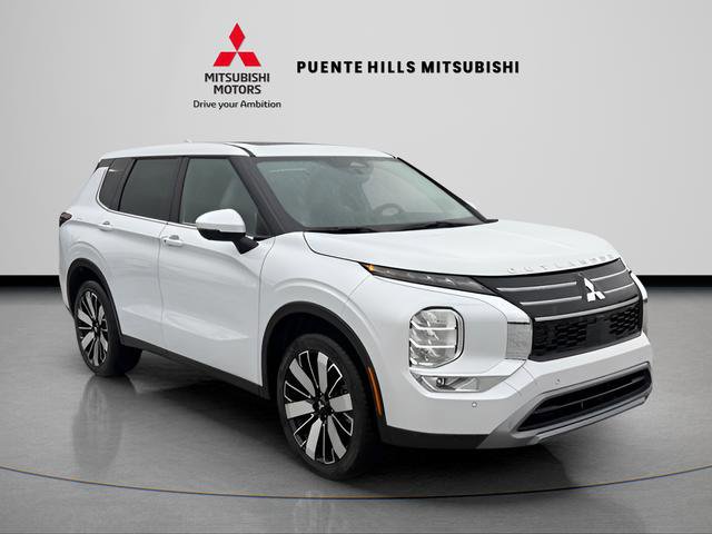 New 2026 Mitsubishi Outlander SE FWD image 3