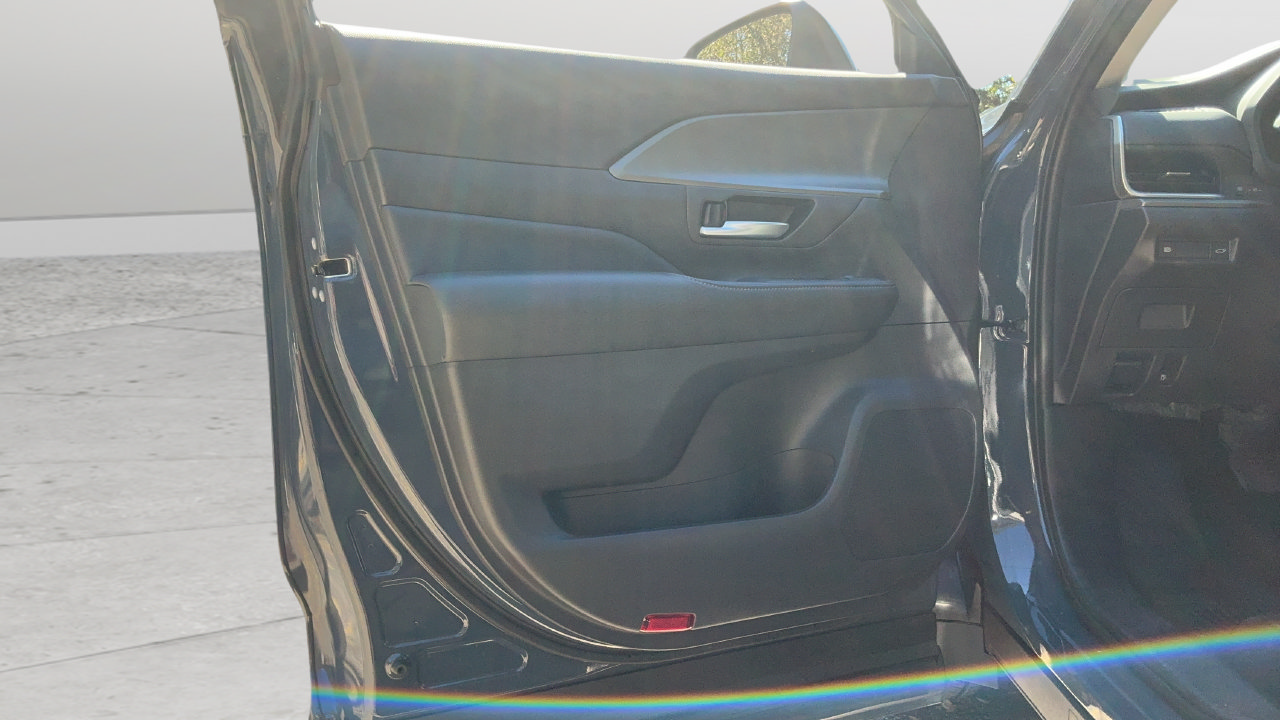 Used 2025 Toyota Grand Highlander FWD image 18