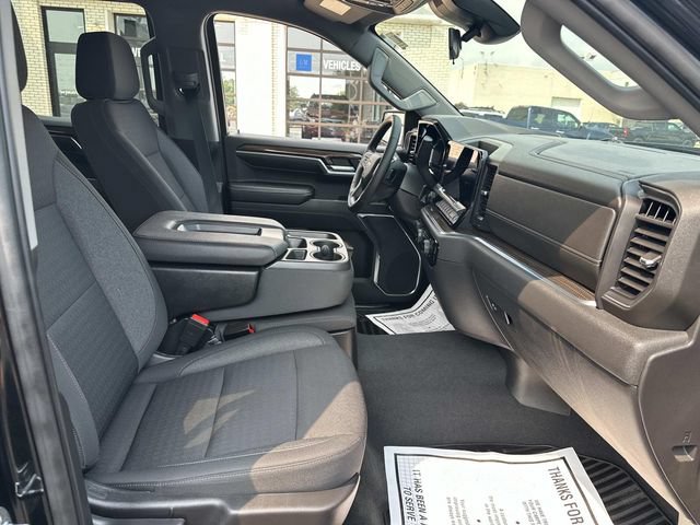 Certified 2023 Chevrolet Silverado 1500 LT w/ Z71 Off-Road Package AWD/4WD image 25
