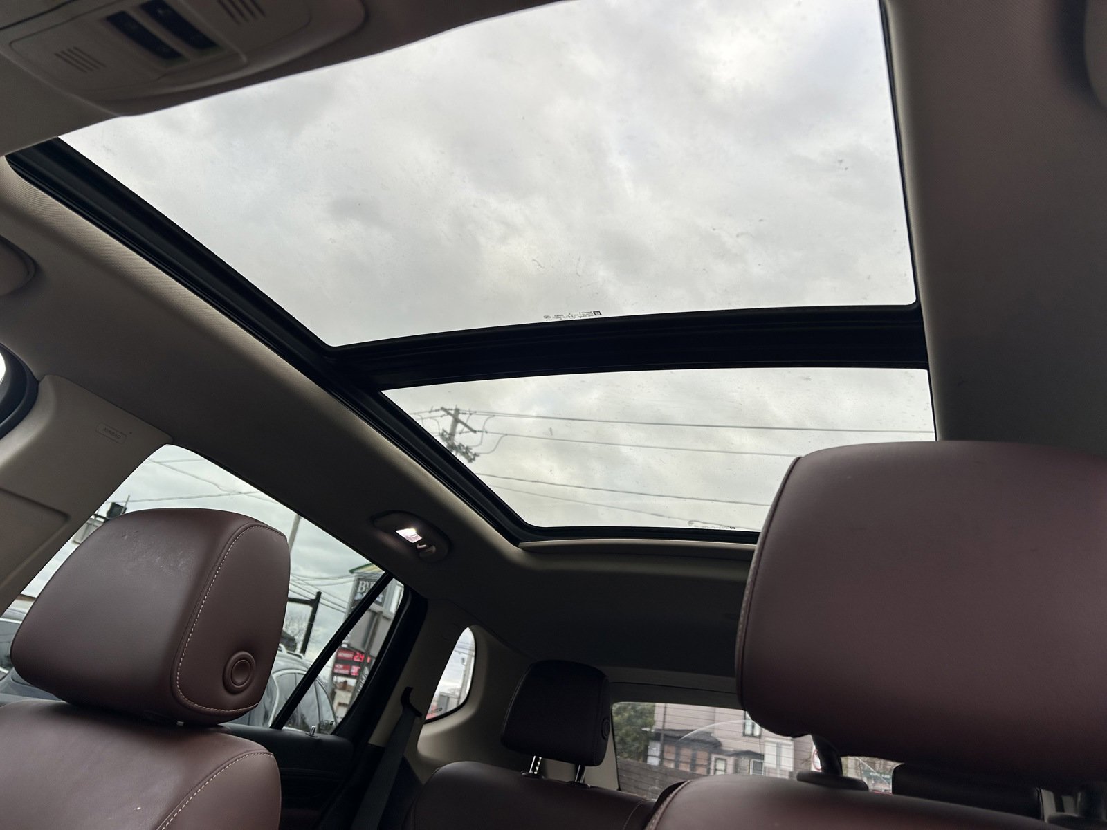 Used 2017 Buick Envision Essence image 9