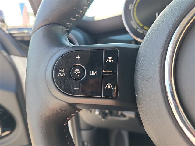 Used 2024 MINI Cooper SE image 24