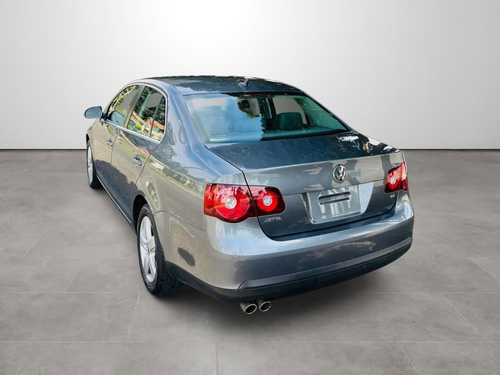 Used 2008 Volkswagen Jetta SE FWD image 4