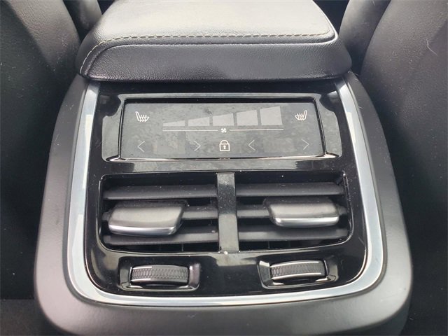 Used 2021 Volvo S60 T5 R-Design image 33