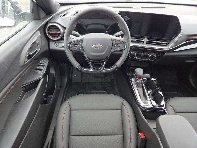 New 2026 Chevrolet Trax RS w/ Sunroof Package image 31