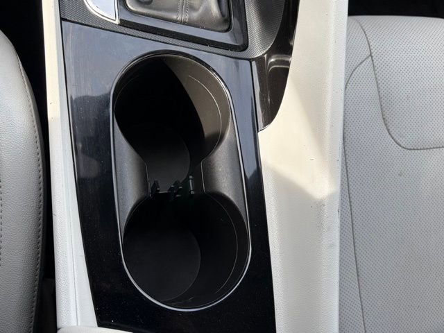 Used 2021 Hyundai Elantra Limited w/ Cargo Package FWD image 24