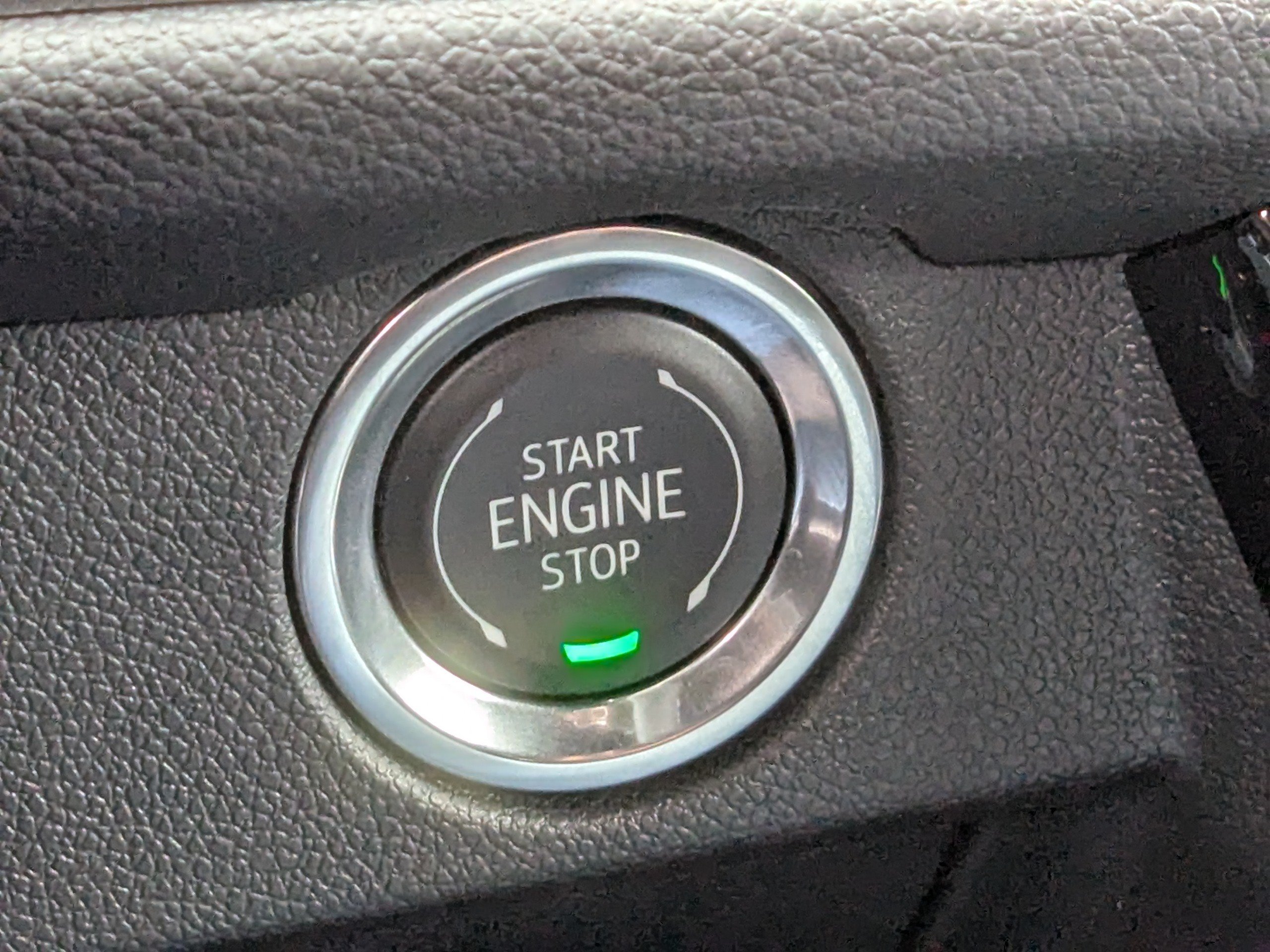 New 2027 Chevrolet Traverse LT FWD image 29