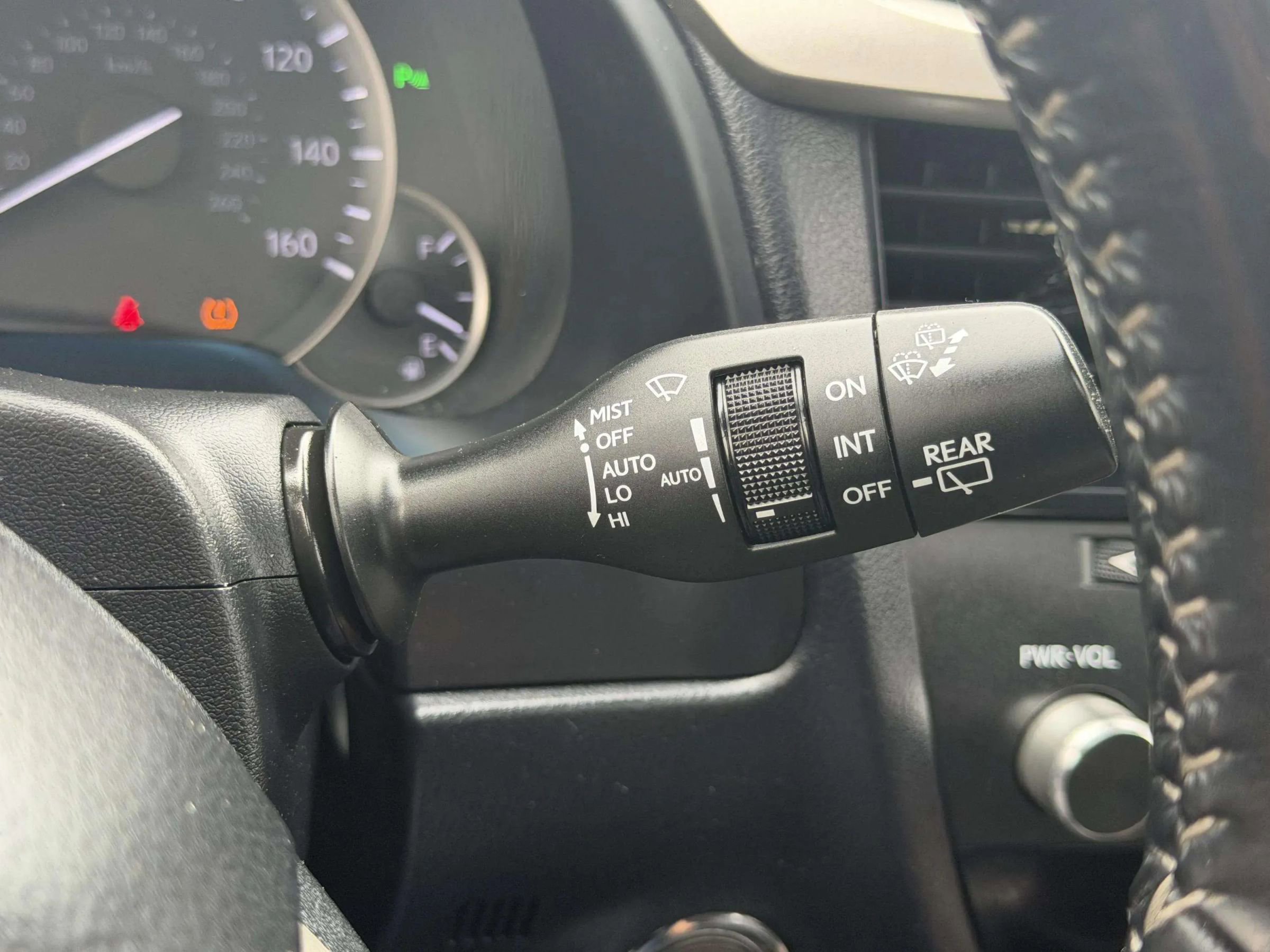 Used 2018 Lexus RX 350L AWD image 40