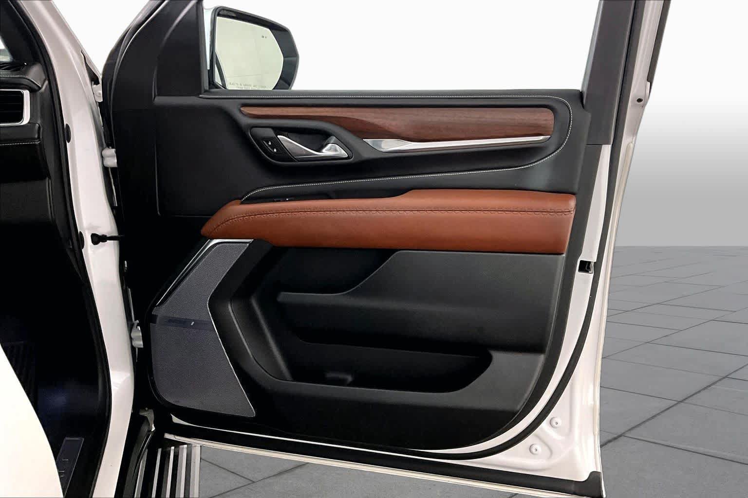 Certified 2023 GMC Yukon XL Denali Ultimate AWD/4WD image 22
