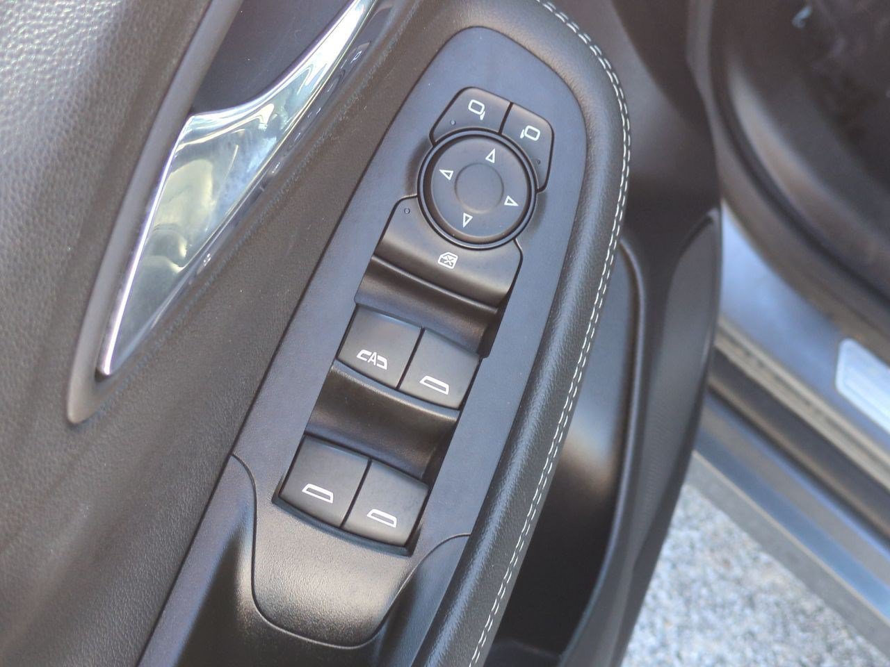 Used 2022 Buick Encore GX Preferred w/ Sport Touring Package FWD image 15
