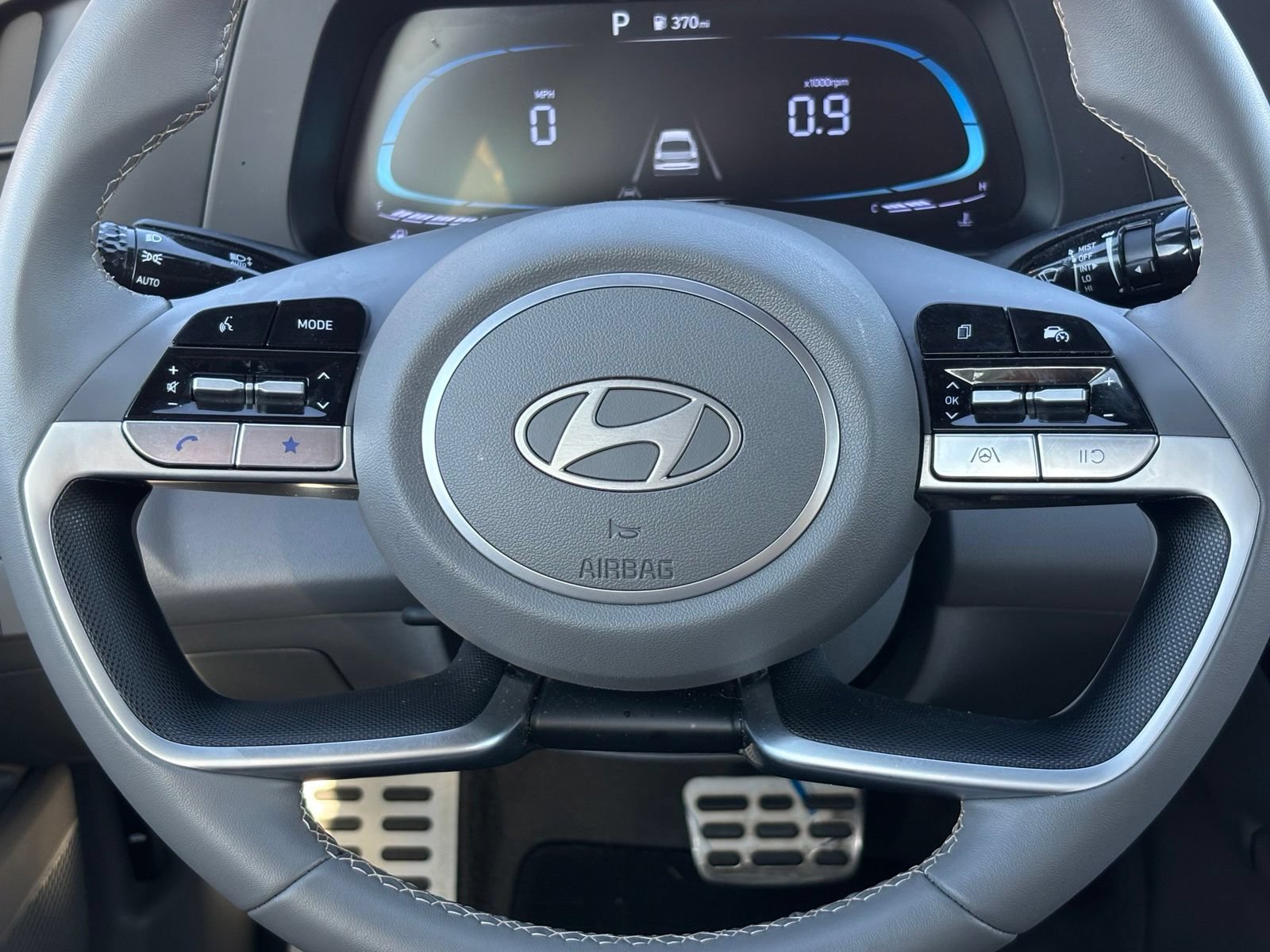 Certified 2026 Hyundai Elantra Sport FWD image 26