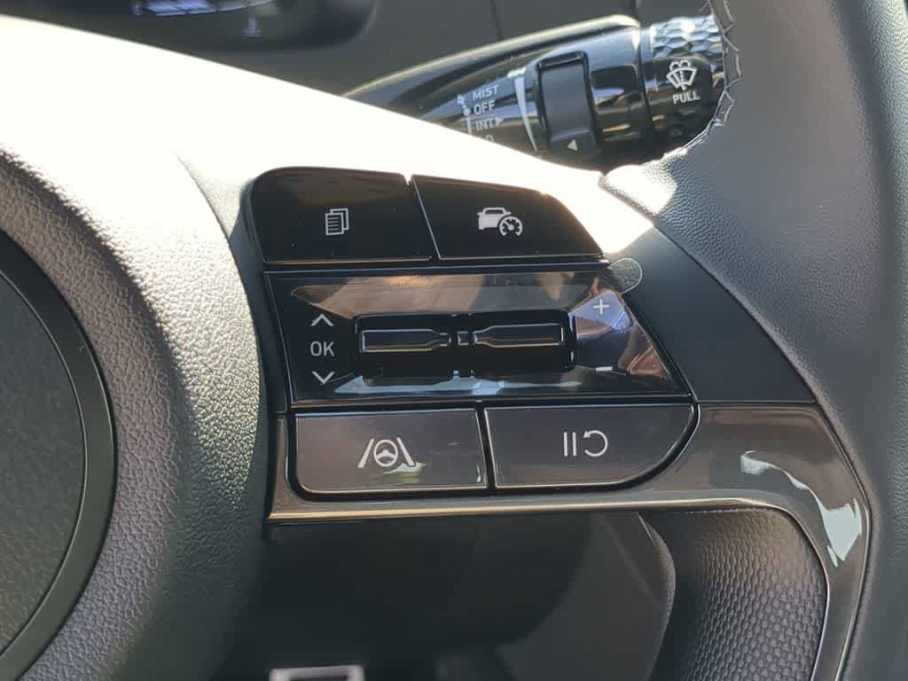 New 2026 Hyundai Elantra Sport FWD image 25