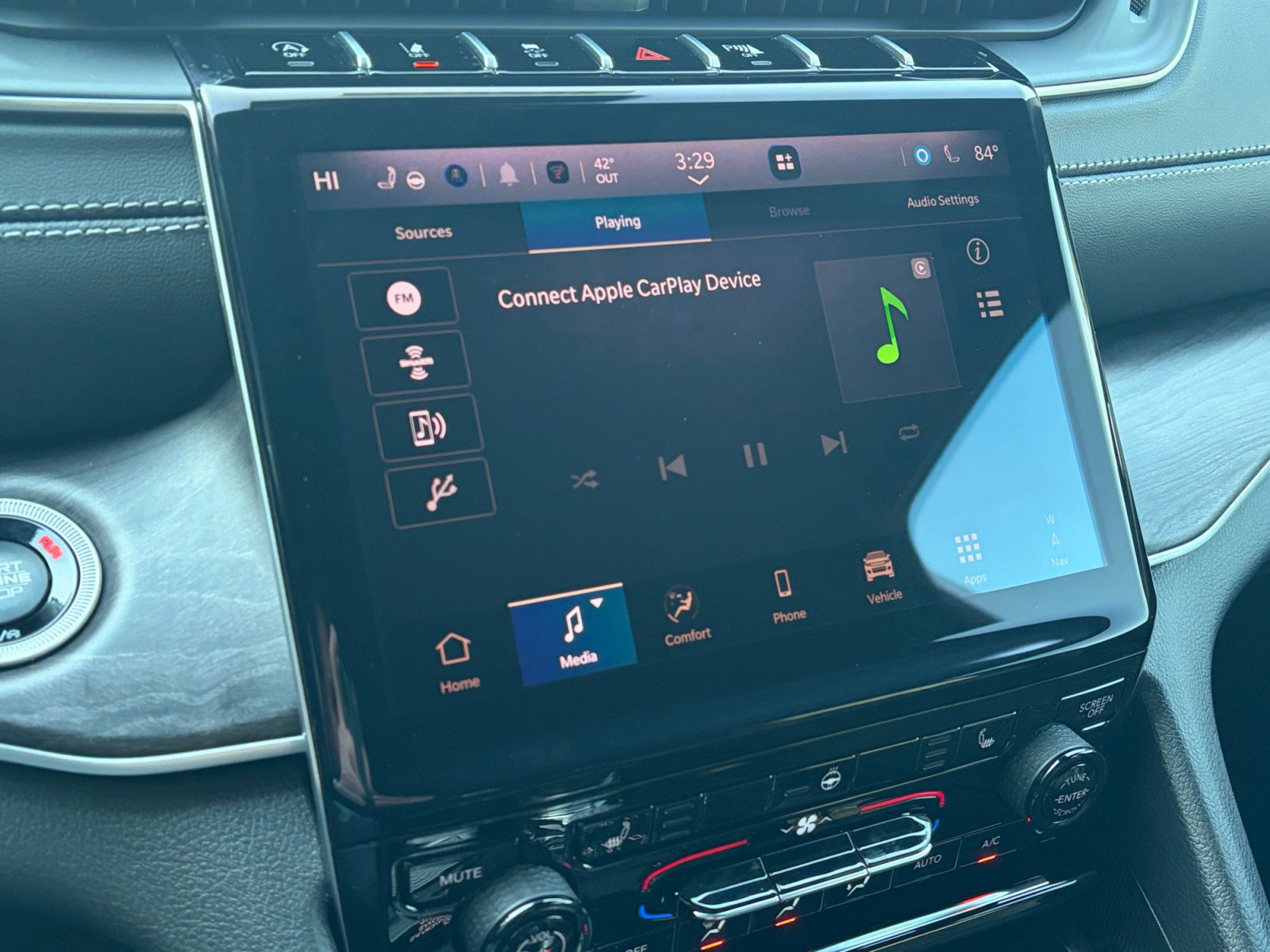 New 2025 Jeep Grand Cherokee Limited w/ Black Appearance Package image 21