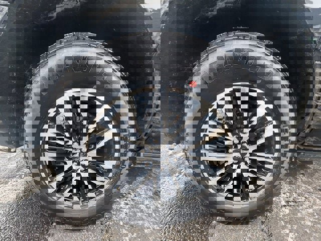 Used 2025 Ford Expedition Max Platinum image 12