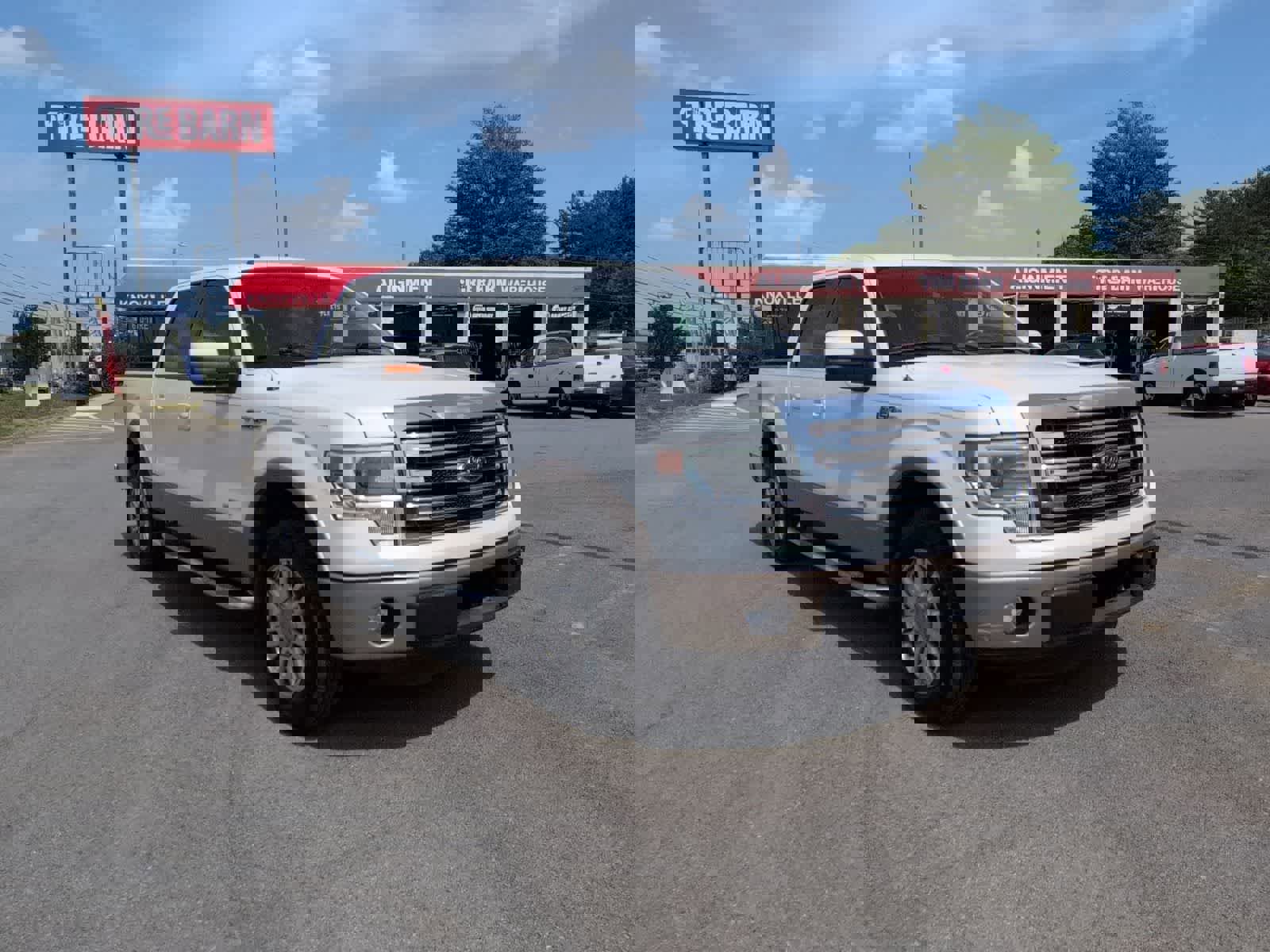 Used 2013 Ford F150 Lariat w/ Luxury Equipment Group RWD image 2