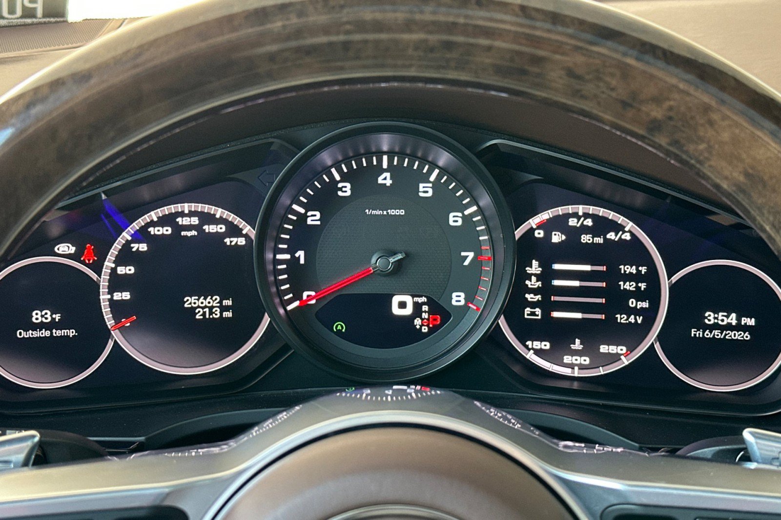 Certified 2023 Porsche Cayenne AWD/4WD image 25