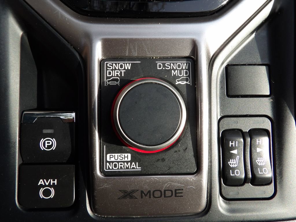 Used 2023 Subaru Forester Touring image 27