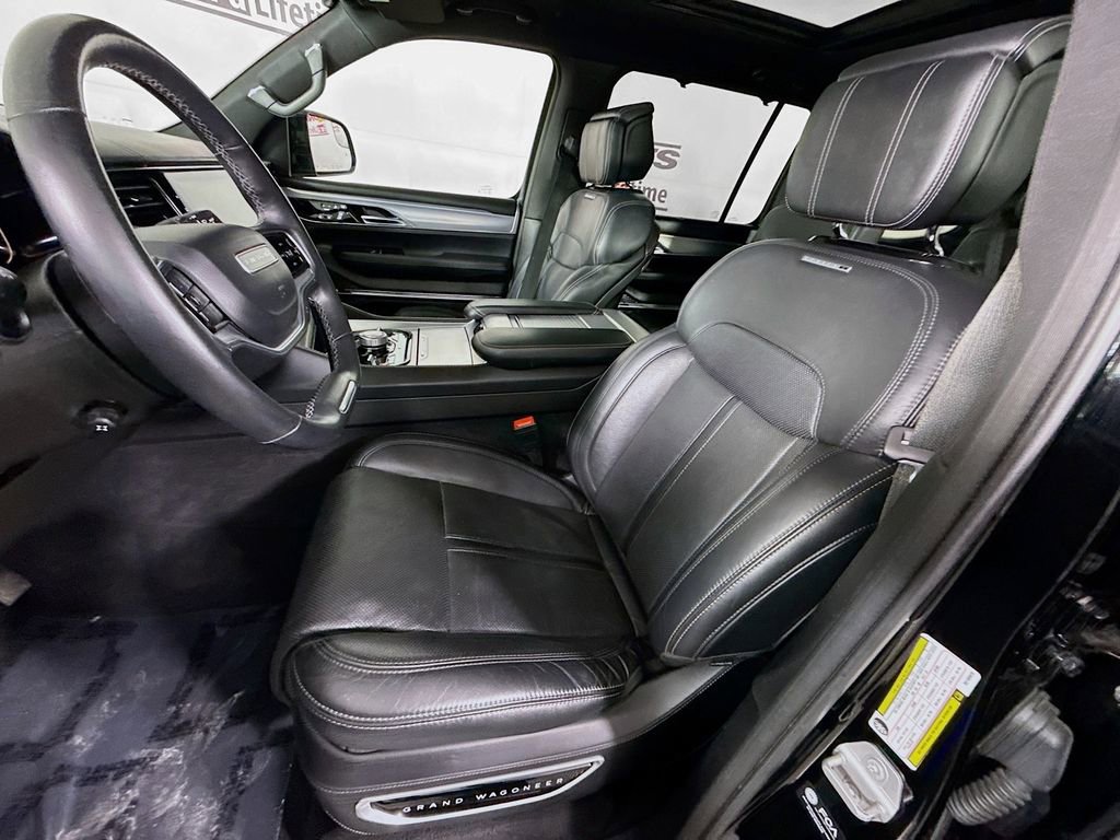 Used 2022 Jeep Grand Wagoneer Series I AWD/4WD image 28