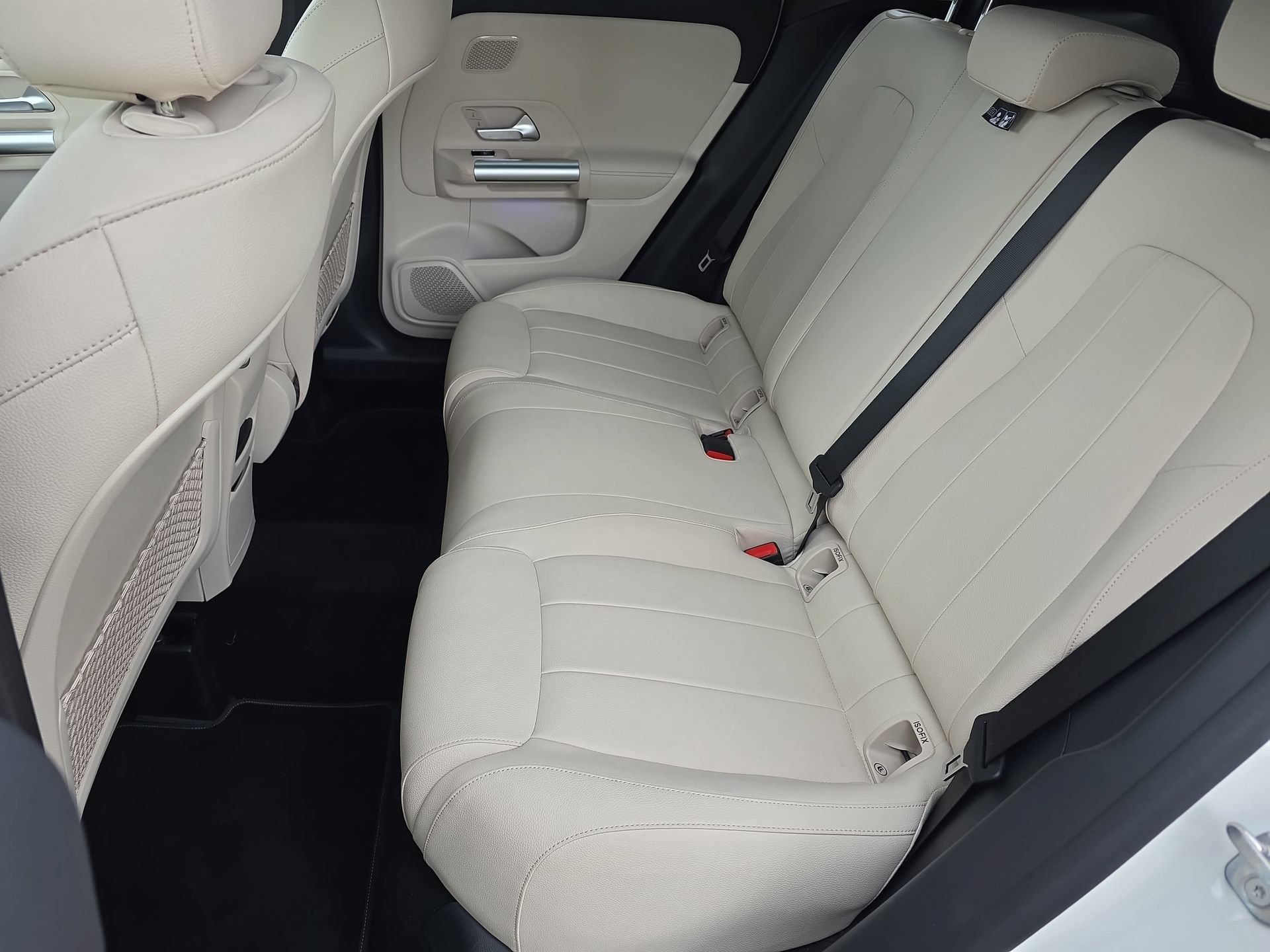 Used 2025 Mercedes-Benz GLA 250 image 14