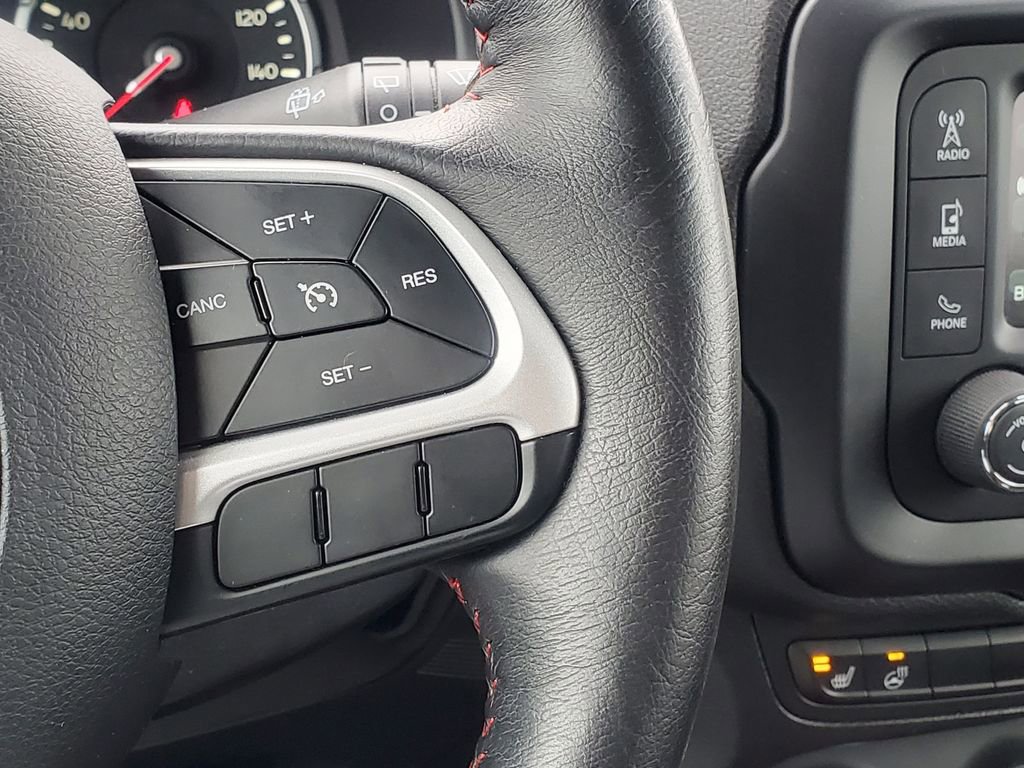 Used 2016 Jeep Renegade Trailhawk w/ Cold Weather Group image 23