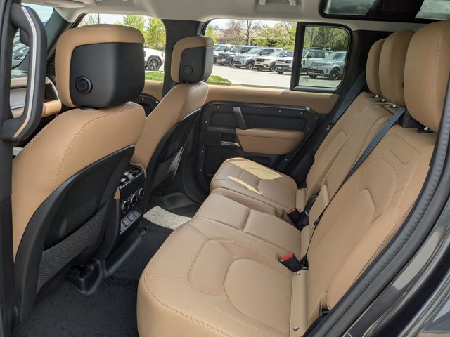 Used 2026 Land Rover Defender 110 S AWD/4WD image 18