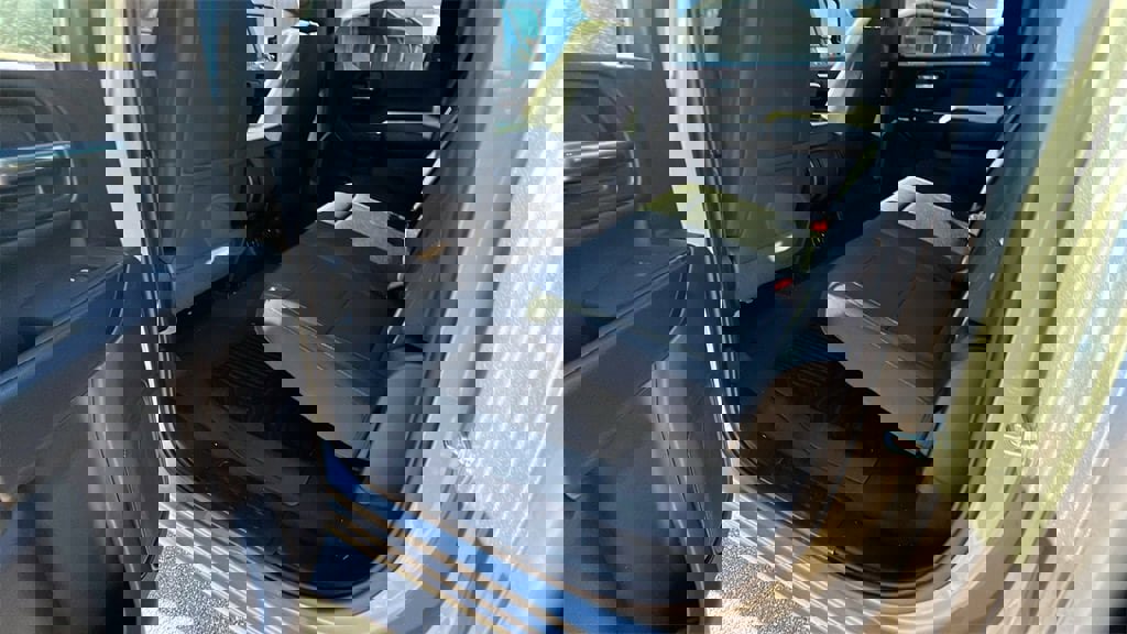 Certified 2024 Chevrolet Silverado 2500 Custom w/ Custom Convenience Package image 20