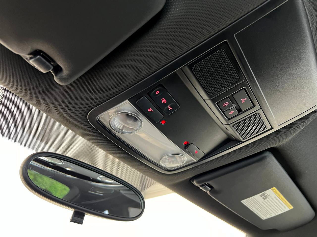 Used 2013 Volkswagen Beetle 2.5 image 22