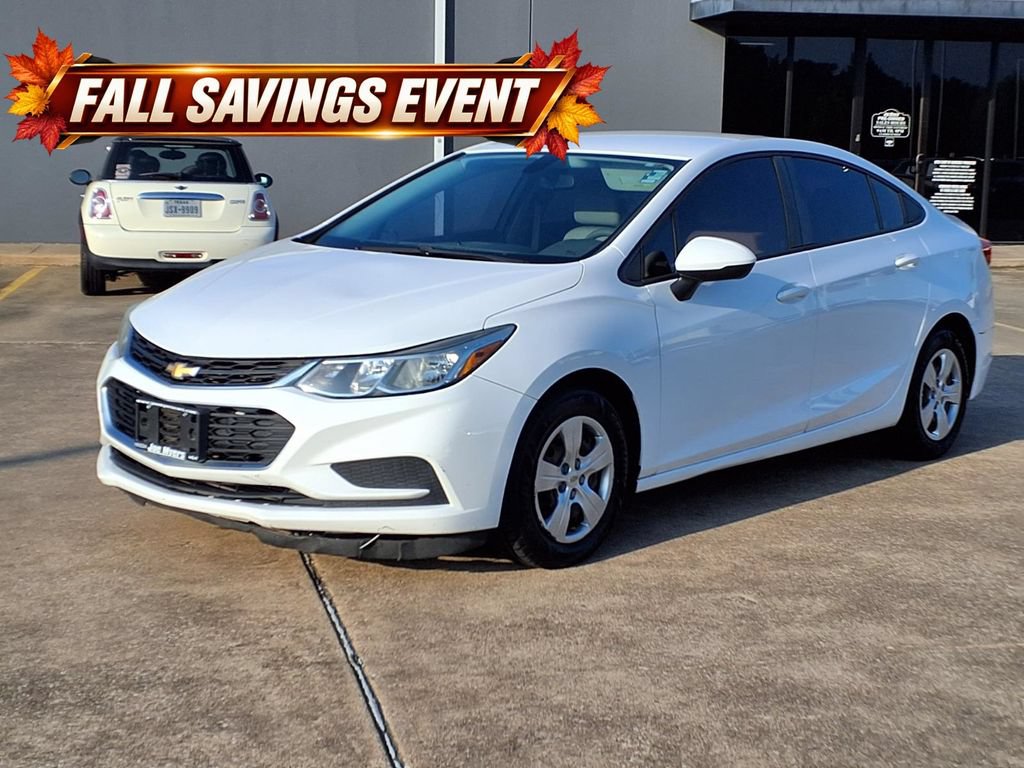 Used 2017 Chevrolet Cruze LS FWD image 3