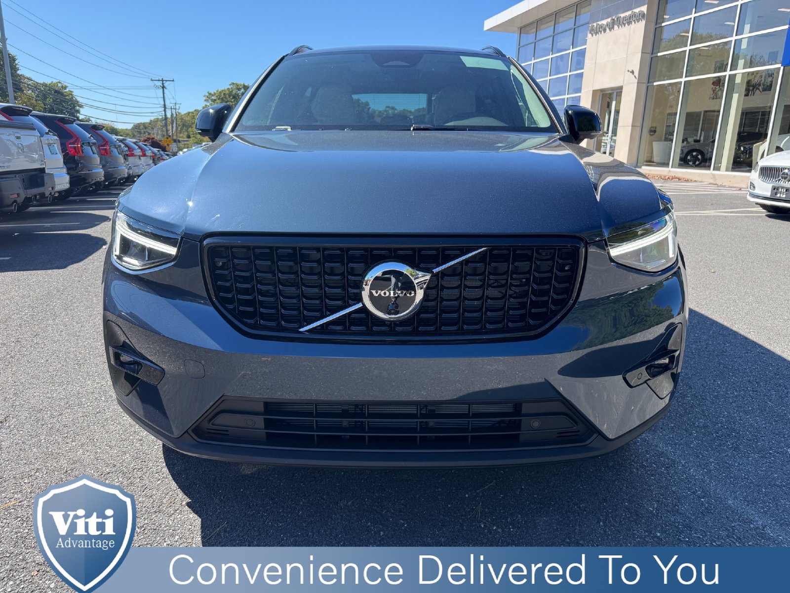 New 2026 Volvo XC40 B5 Plus w/ Protection Package Premier AWD/4WD image 3