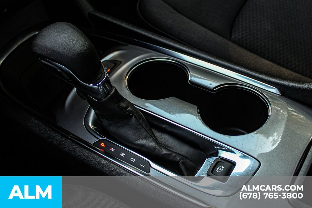 Used 2024 Chevrolet Malibu LT FWD image 34