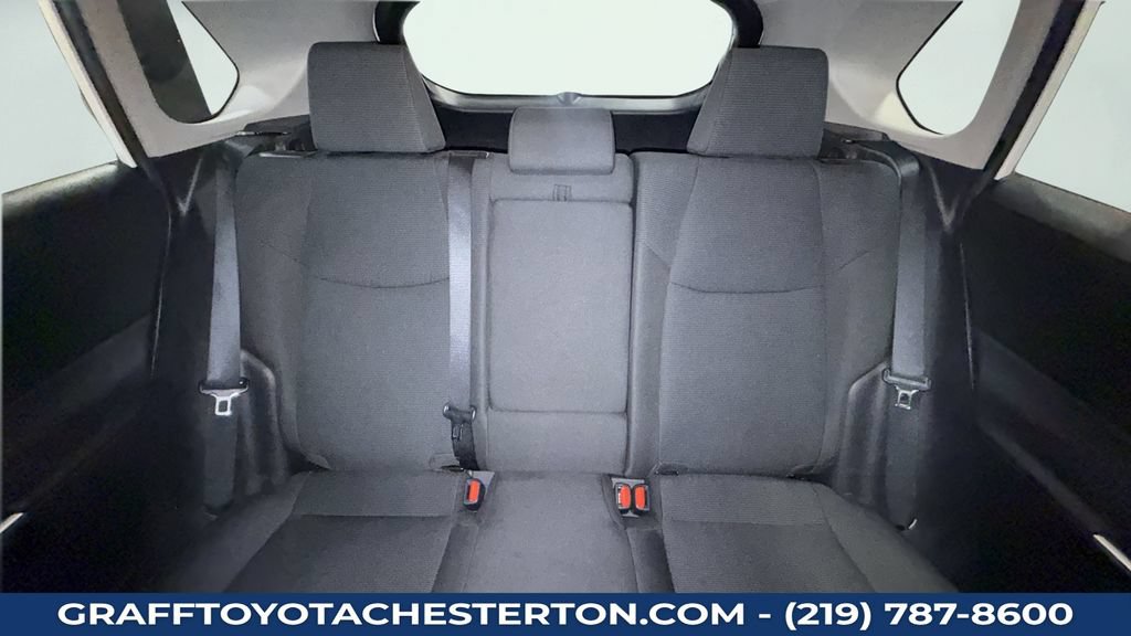 Used 2022 Toyota RAV4 LE AWD/4WD image 24