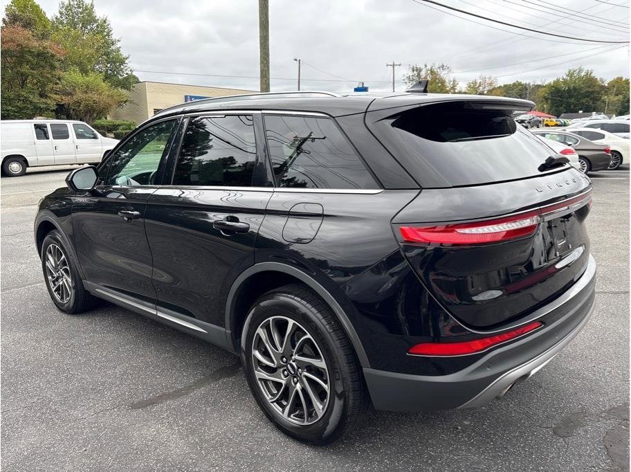 Used 2020 Lincoln Corsair Sport Utility 4D w/ Equipment Group 101A image 4