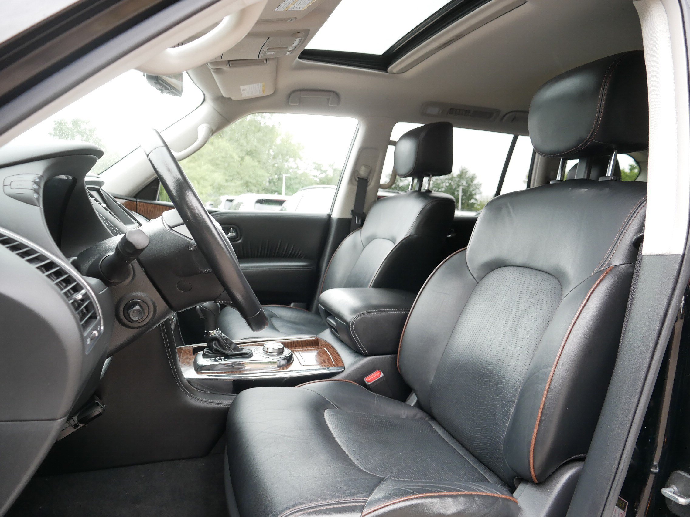 Certified 2019 Nissan Armada Platinum w/ Captain's Chairs Package AWD/4WD image 35