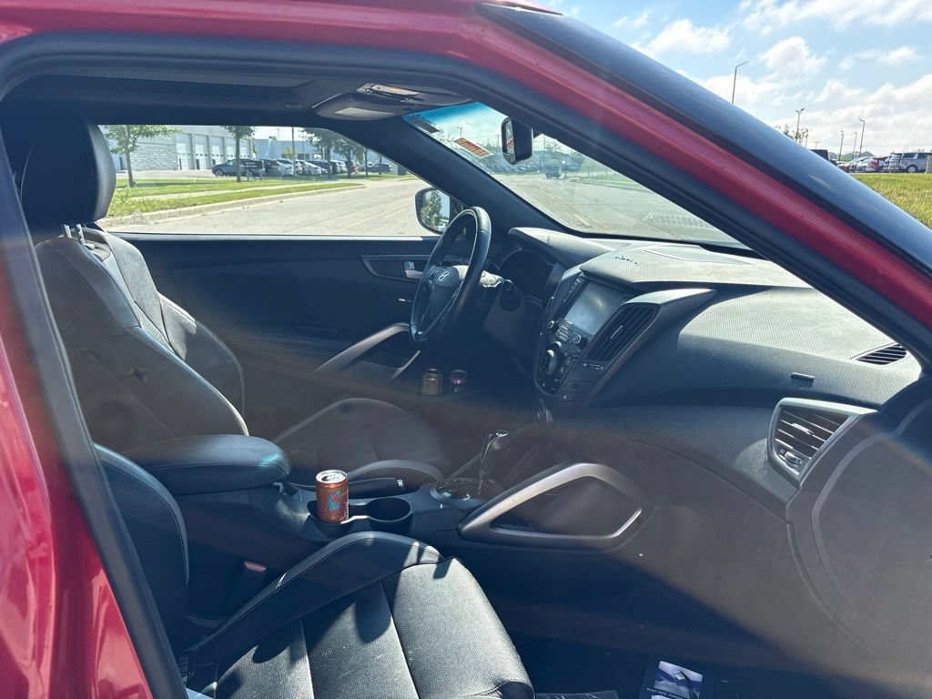 Used 2017 Hyundai Veloster Turbo w/ Tech Package 02 FWD image 24